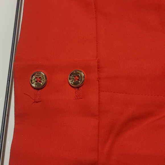 NWT Anne Klein High Waisted Red Poppy Shorts sz 10 - Picture 2 of 8